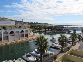 Charmant T2 à Sète avec Loggia et Parking - FR-1-472-123
